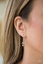 Load image into Gallery viewer, Very Low Key - Gold Necklace Set
