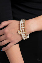 Load image into Gallery viewer, Pearly Professional - Gold Bracelet